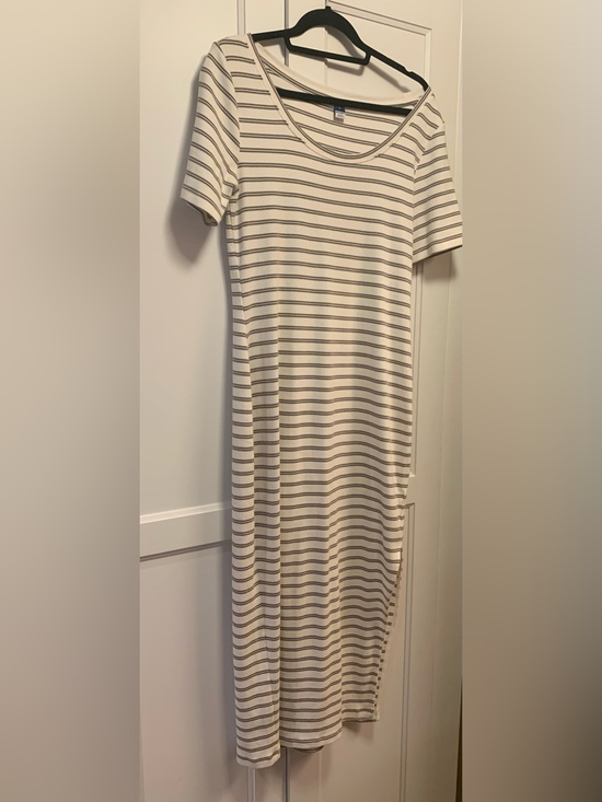 Old Navy Dresses & Skirts - Old Navy Cream & Taupe Striped Maxi Dress | Size Large